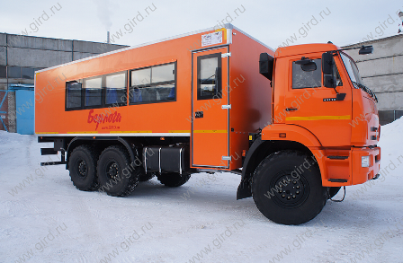 Автобус вахтовый "Берлога" КамАЗ 43118, 22 места с грузовым отсеком