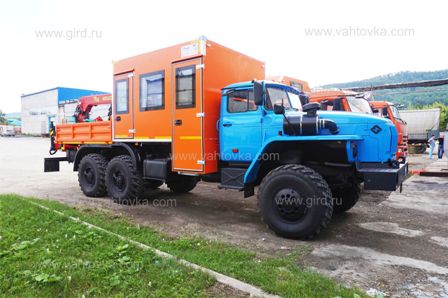 Вахтовый автобус Урал 4320 с КМУ ИТ-80